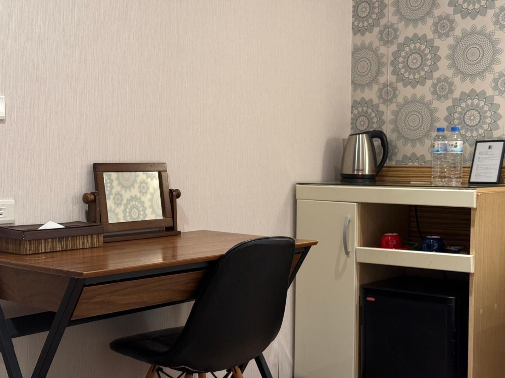 泊居旅店 Oursinn Hotel Taipei Bagian luar foto
