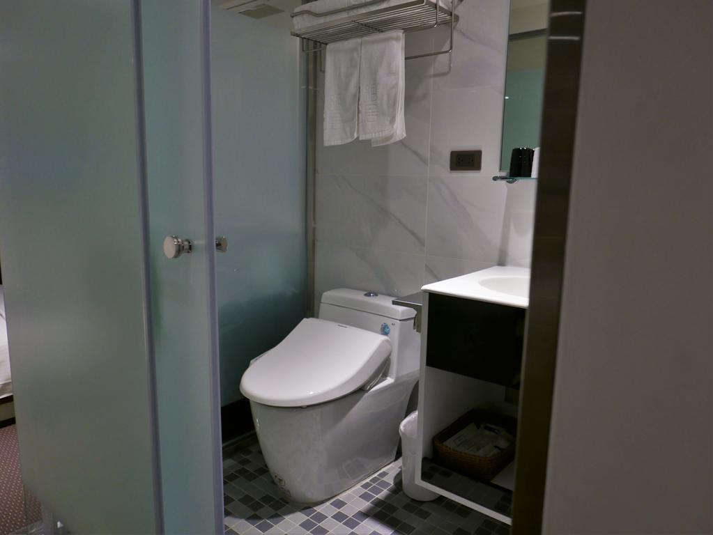 泊居旅店 Oursinn Hotel Taipei Bagian luar foto